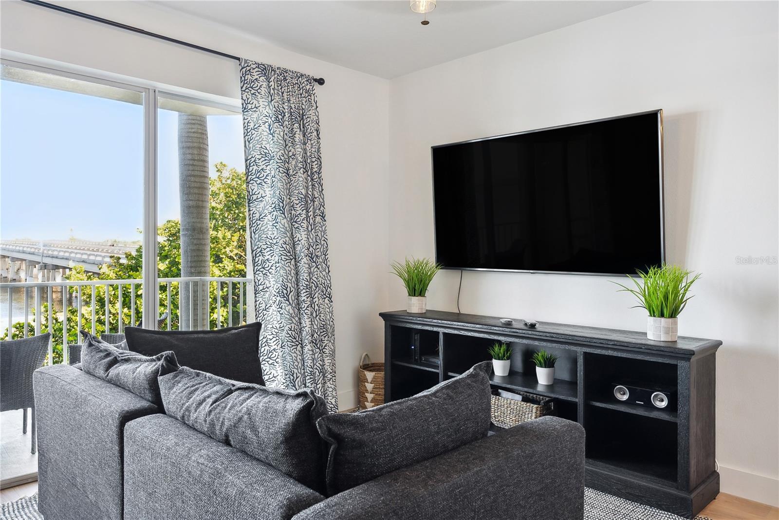 8800 BAY PINES BLVD #102, ST PETERSBURG, FL, 33709