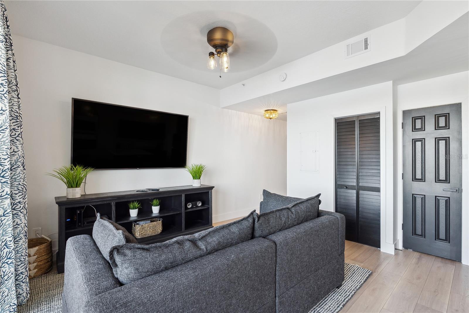 8800 BAY PINES BLVD #102, ST PETERSBURG, FL, 33709