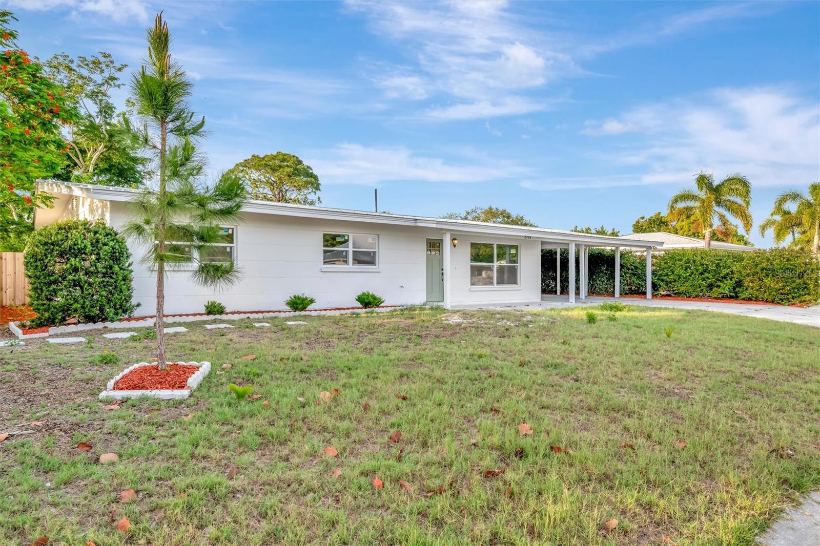 2705 SUNNYSIDE ST, SARASOTA, FL, 34239