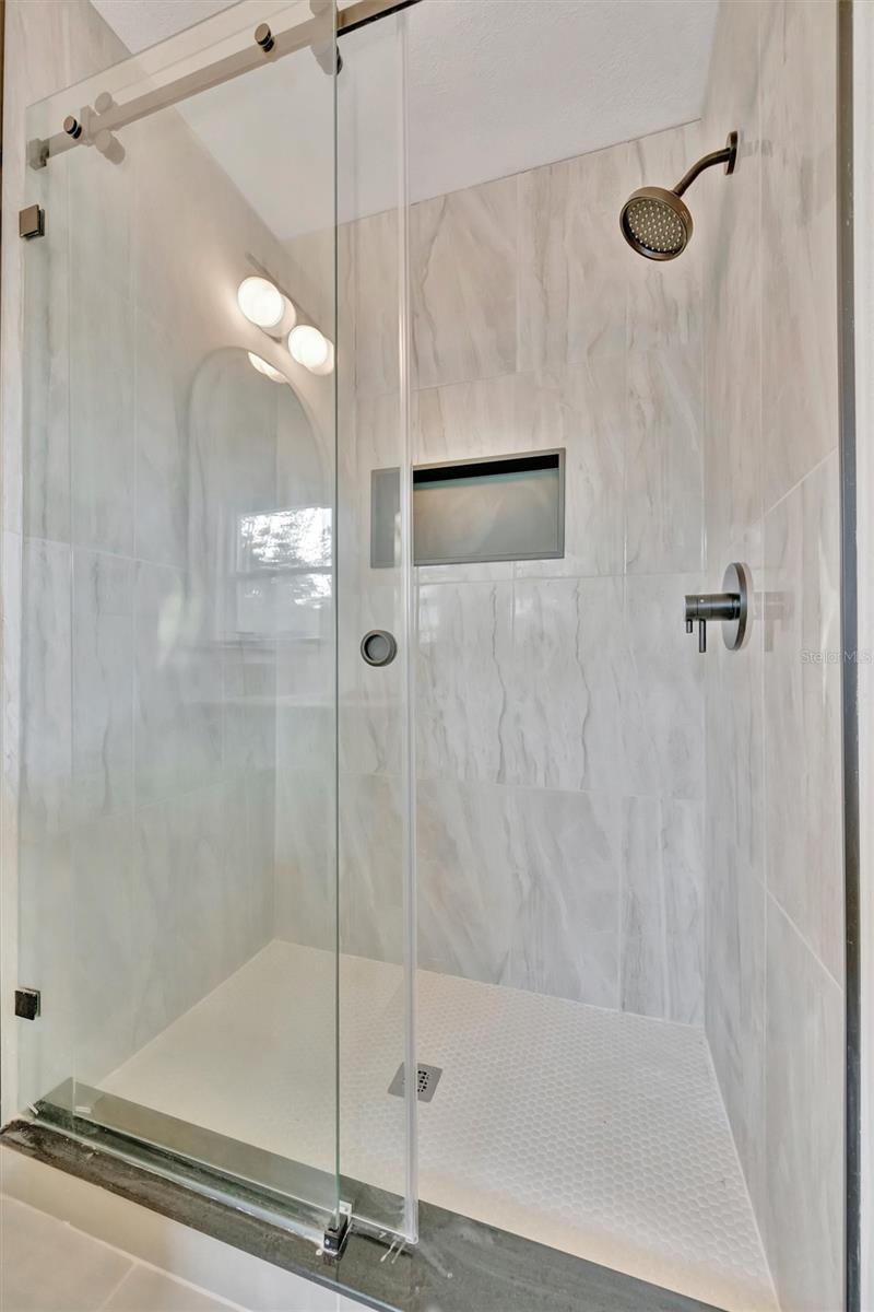 2705 SUNNYSIDE ST, SARASOTA, FL, 34239