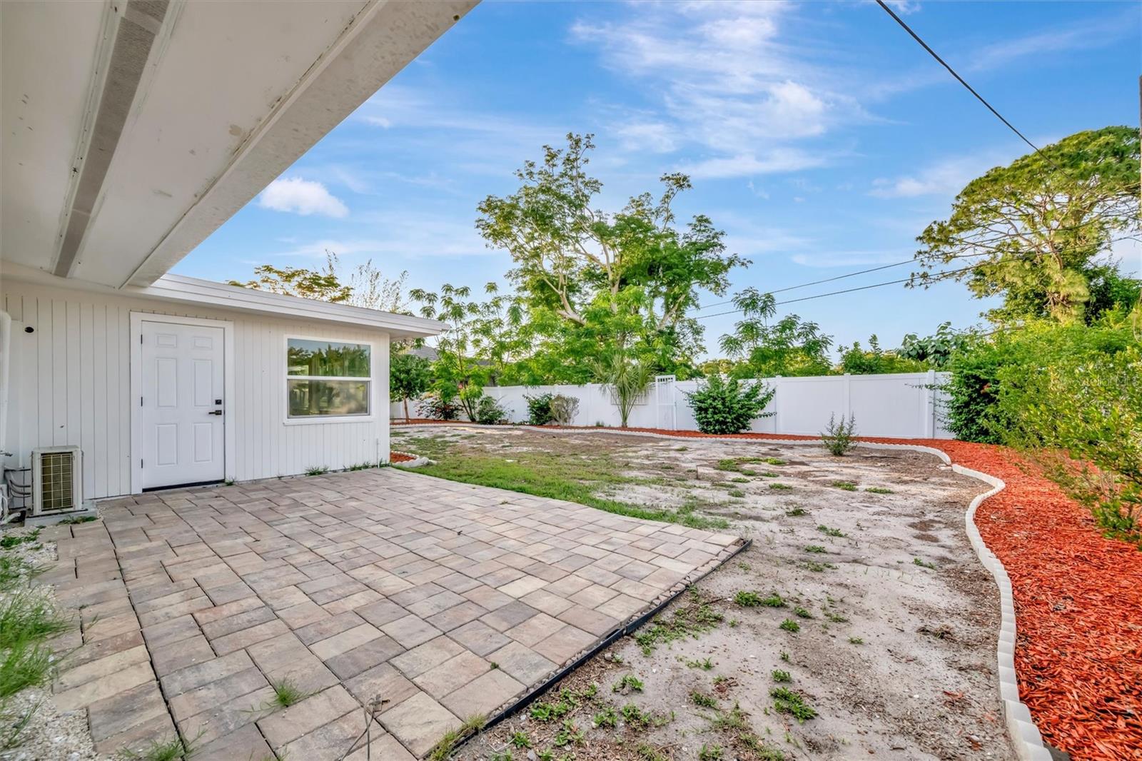 2705 SUNNYSIDE ST, SARASOTA, FL, 34239