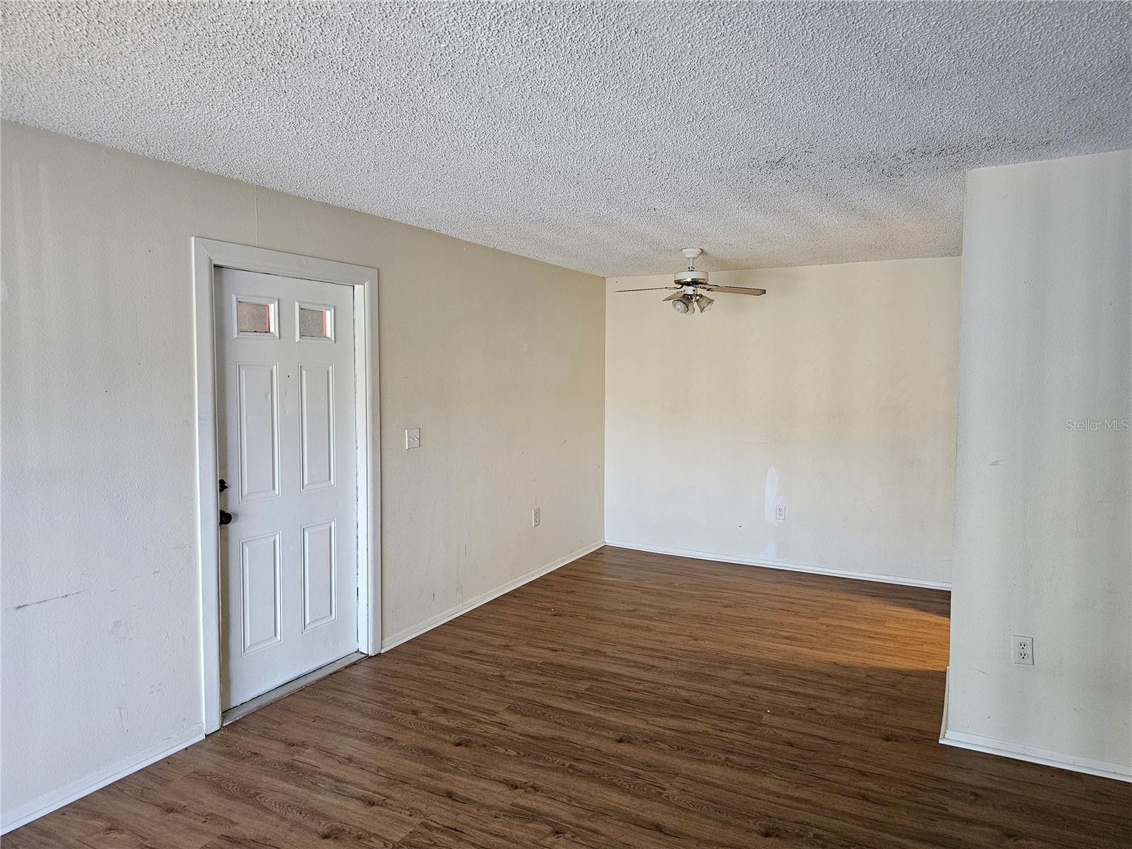 5400 26TH ST W #E80, BRADENTON, FL, 34207