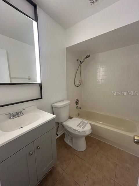 13915 FLETCHERS MILL DR, TAMPA, FL, 33613