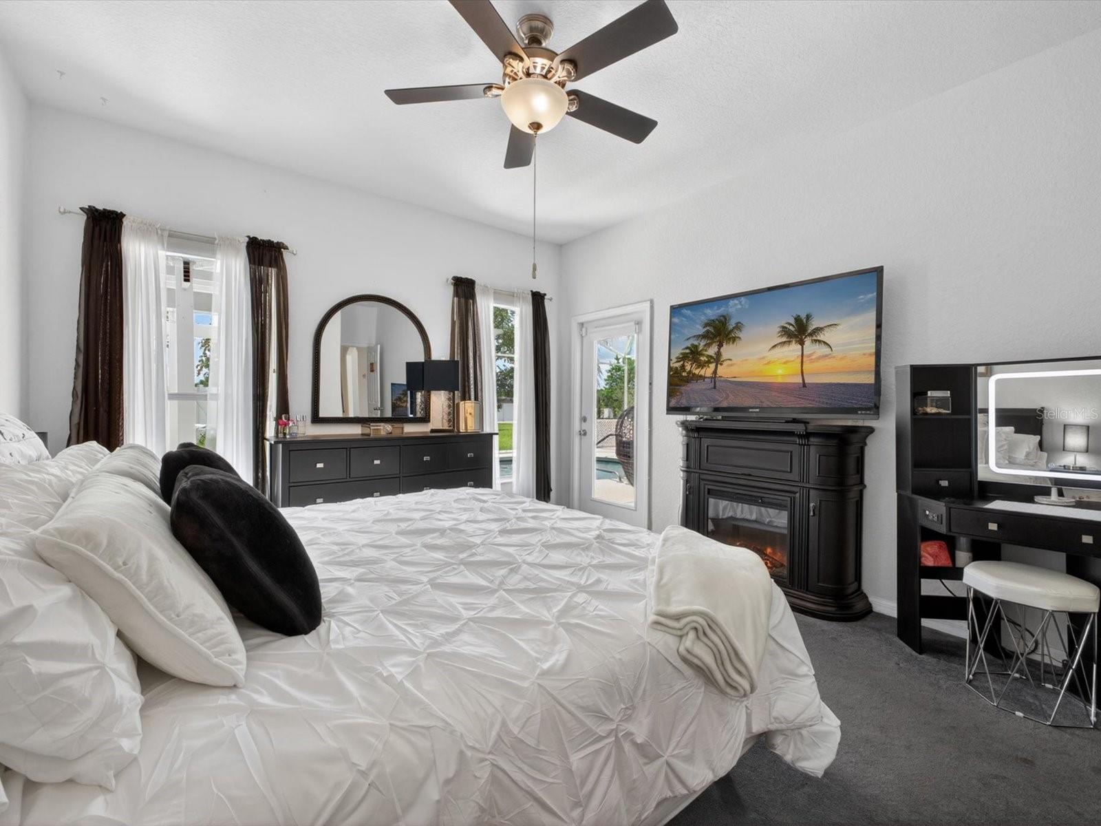 2596 SAND HILL POINT CIR, DAVENPORT, FL, 33837