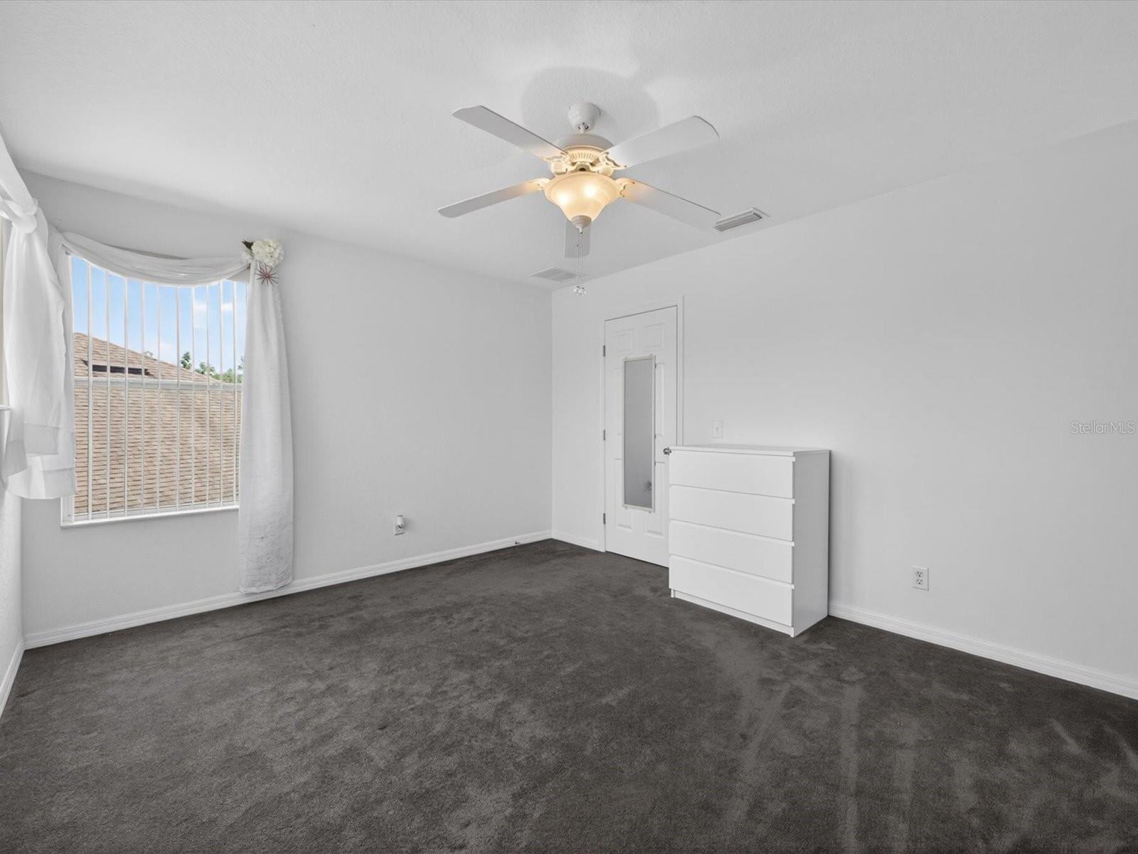 2596 SAND HILL POINT CIR, DAVENPORT, FL, 33837