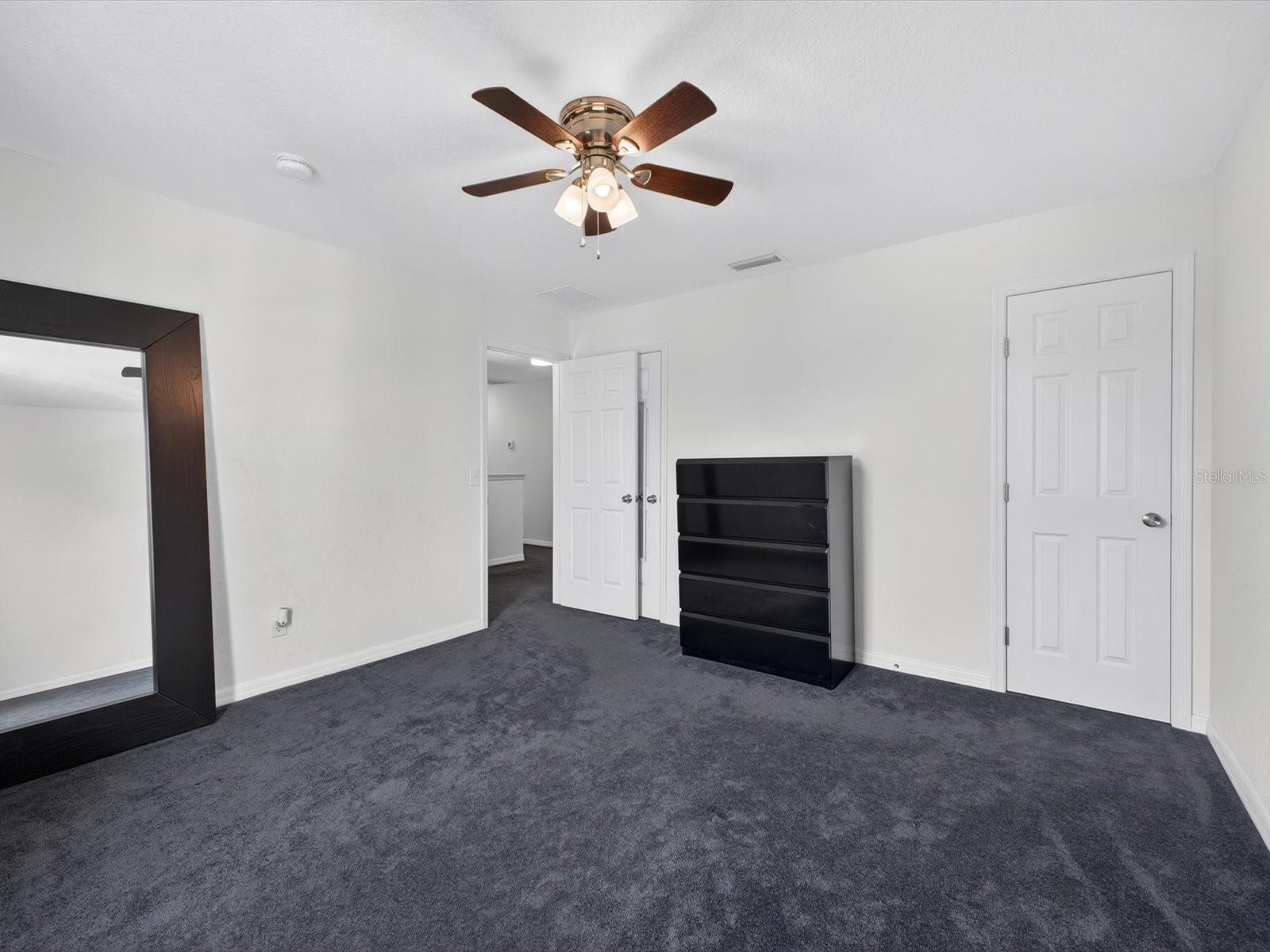 2596 SAND HILL POINT CIR, DAVENPORT, FL, 33837