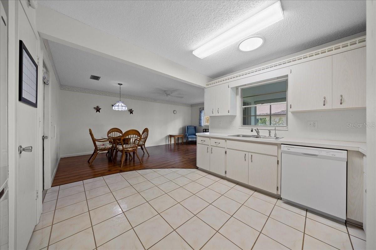 8889 SW 96TH ST #F, OCALA, FL, 34481
