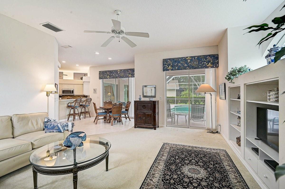 2025 WHITE FEATHER LN, NOKOMIS, FL, 34275
