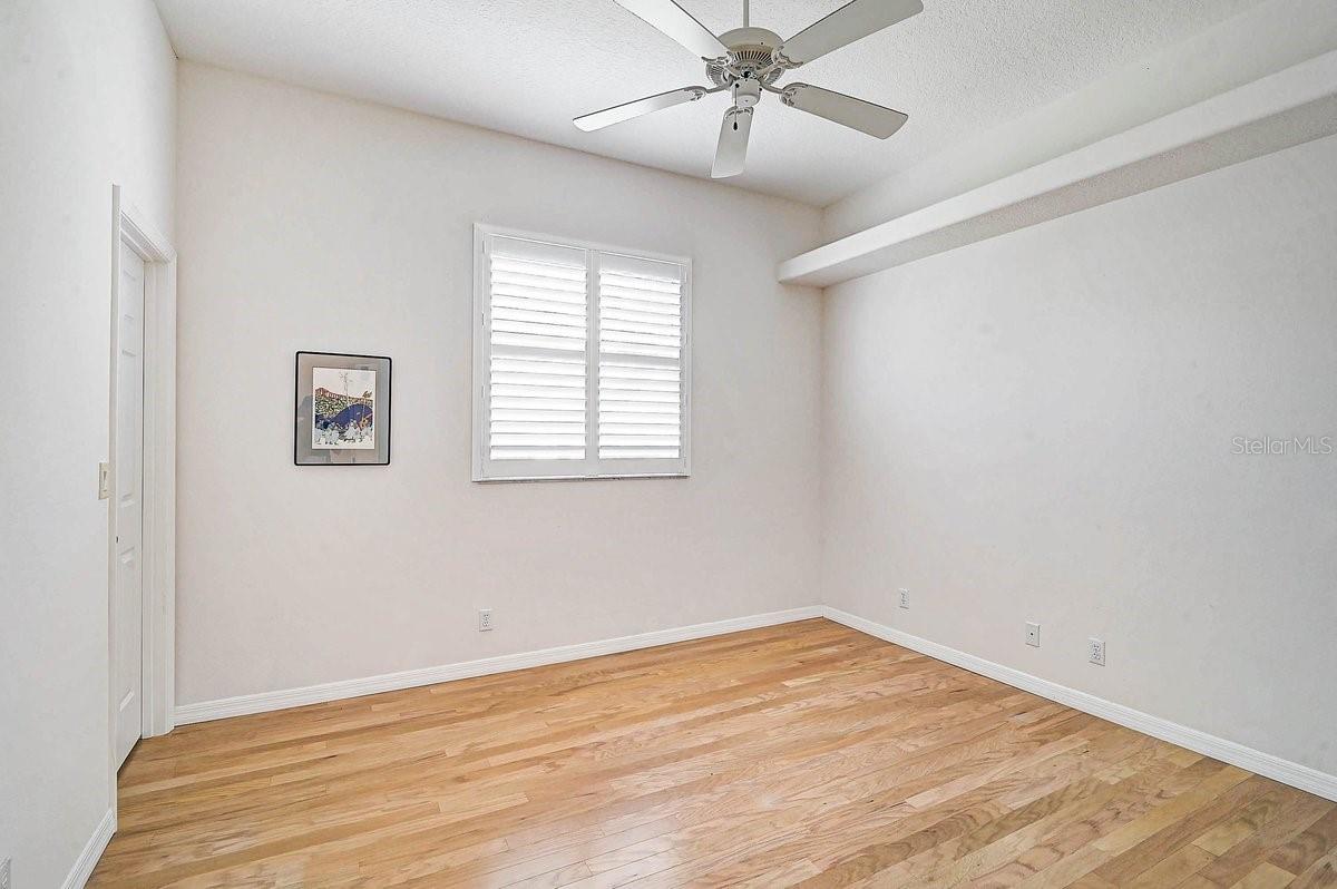 2025 WHITE FEATHER LN, NOKOMIS, FL, 34275