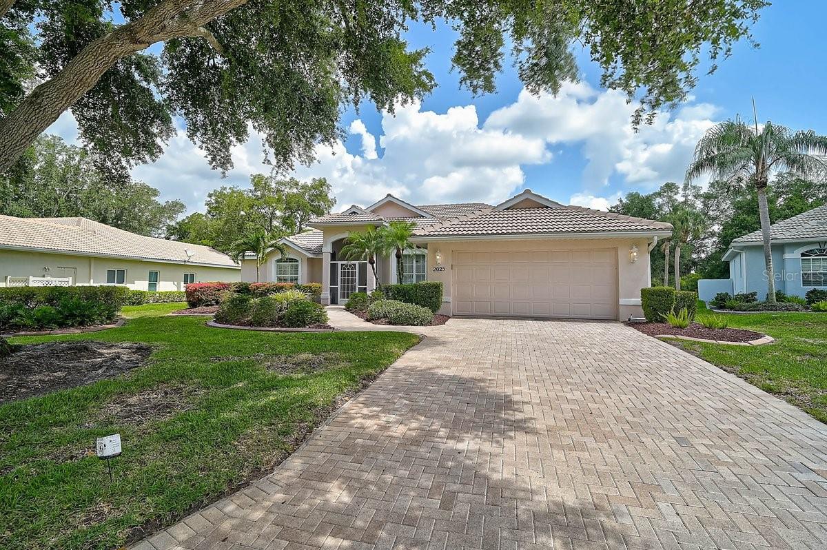 2025 WHITE FEATHER LN, NOKOMIS, FL, 34275