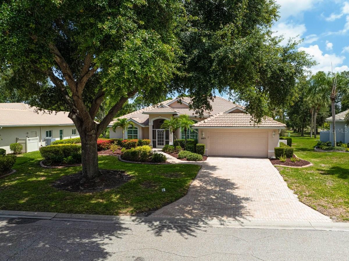 2025 WHITE FEATHER LN, NOKOMIS, FL, 34275