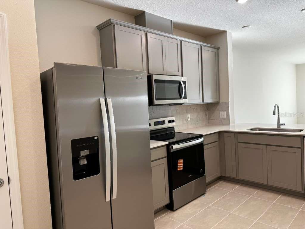 4264 CHESTER SPRINGS BOULEVAD, DAVENPORT, FL, 33837