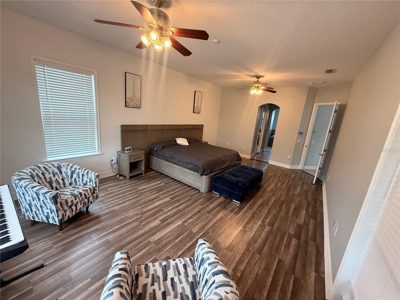 24920 SE HIGHWAY 450, UMATILLA, FL, 32784