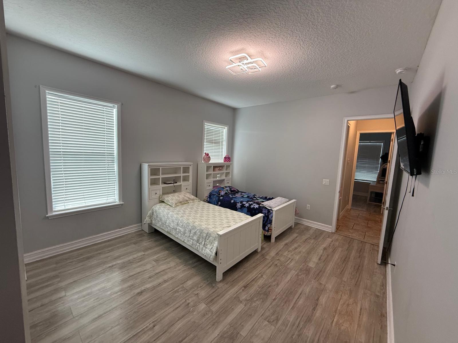 24920 SE HIGHWAY 450, UMATILLA, FL, 32784