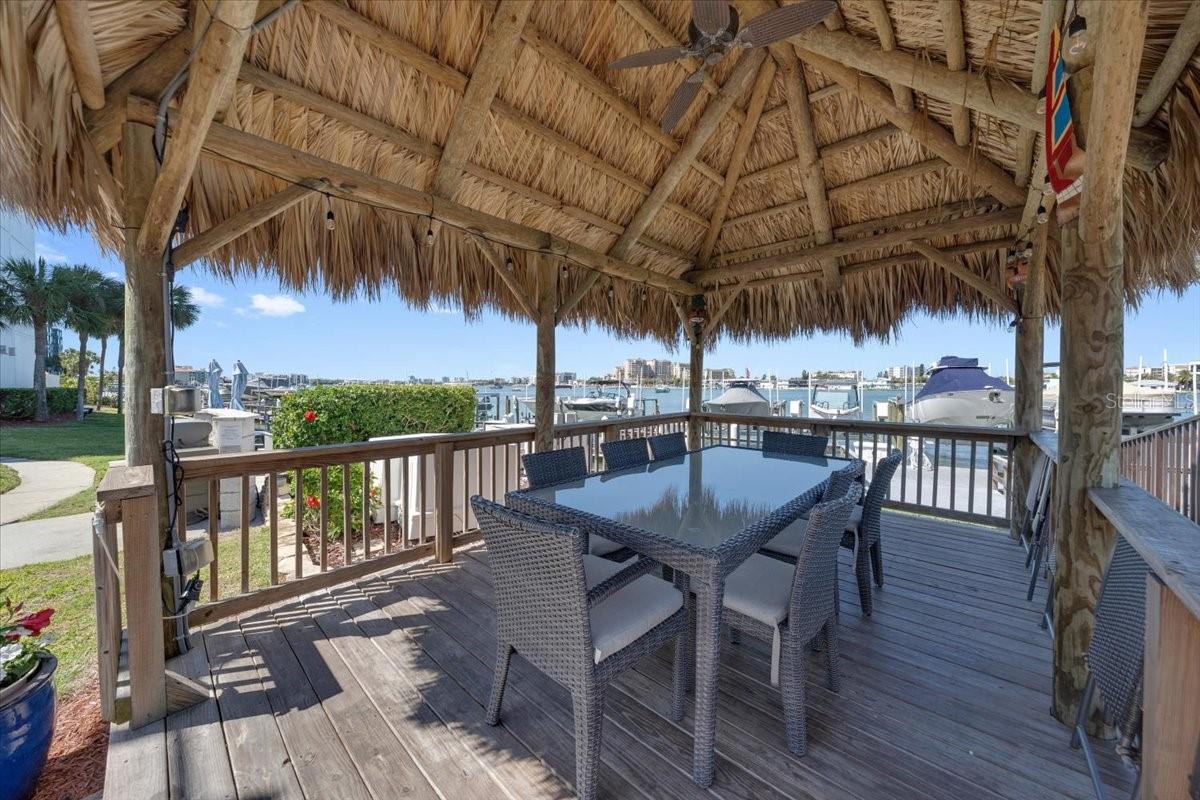 660 ISLAND WAY #301, CLEARWATER BEACH, FL, 33767