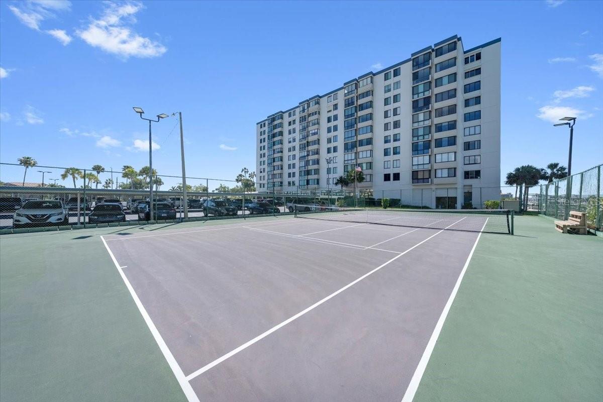 660 ISLAND WAY #301, CLEARWATER BEACH, FL, 33767