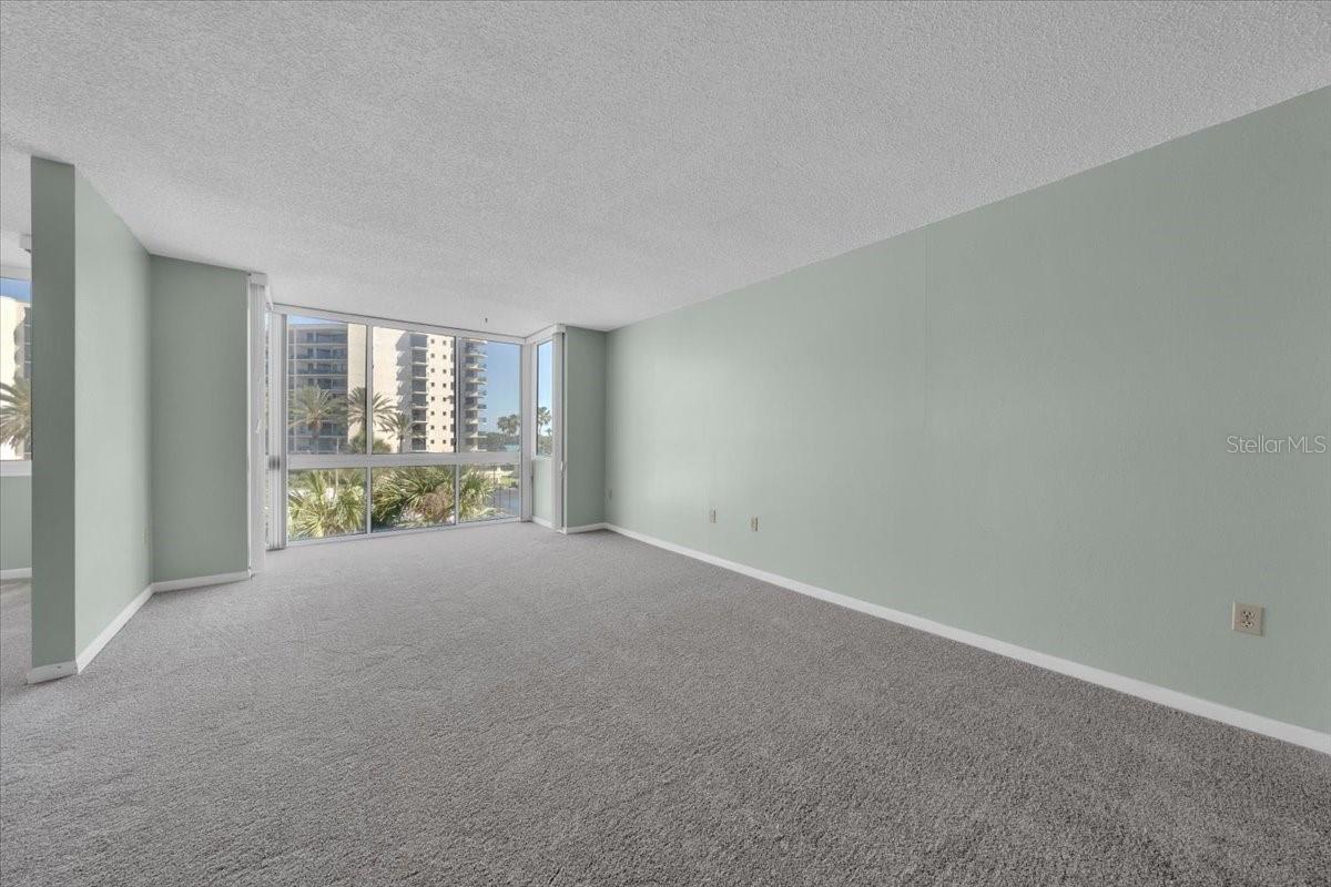 660 ISLAND WAY #301, CLEARWATER BEACH, FL, 33767