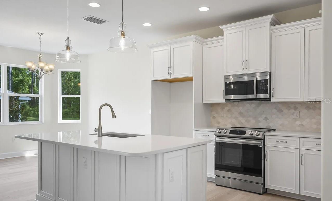 8 KAISER PL, PALM COAST, FL, 32164