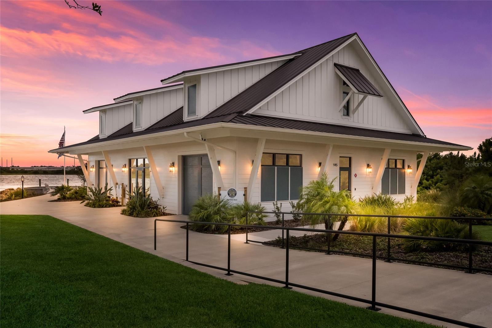 8089 TIDAL POINTE WAY, SARASOTA, FL, 34240