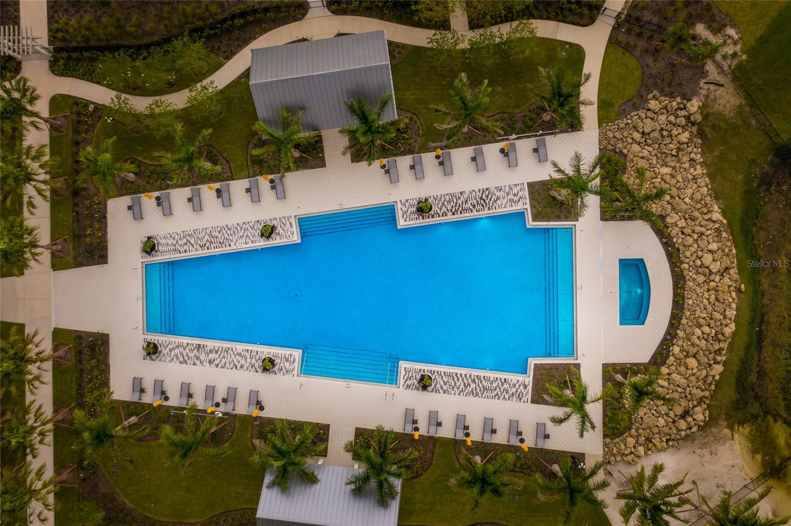 8089 TIDAL POINTE WAY, SARASOTA, FL, 34240
