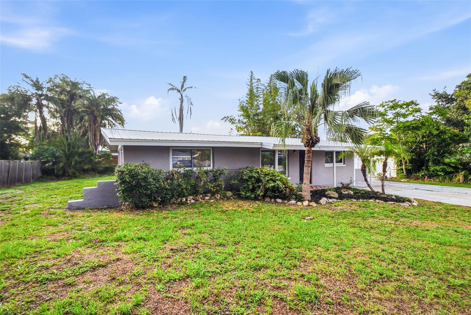 5917 OLIVE AVE, SARASOTA, FL, 34231
