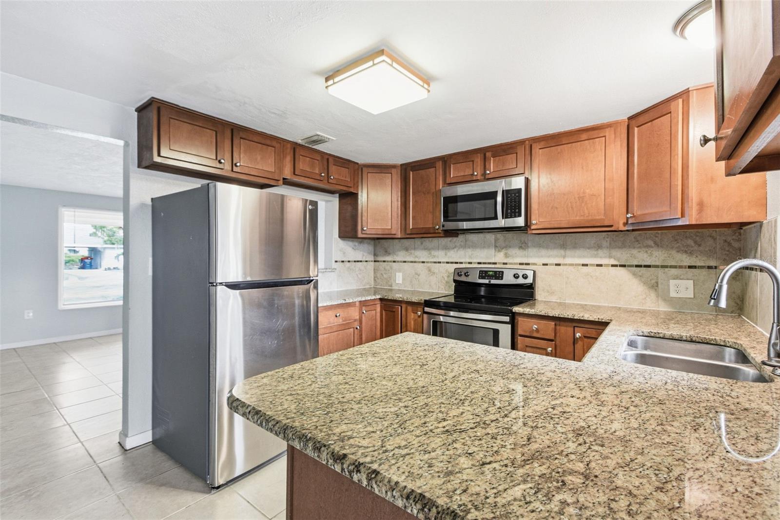 5917 OLIVE AVE, SARASOTA, FL, 34231