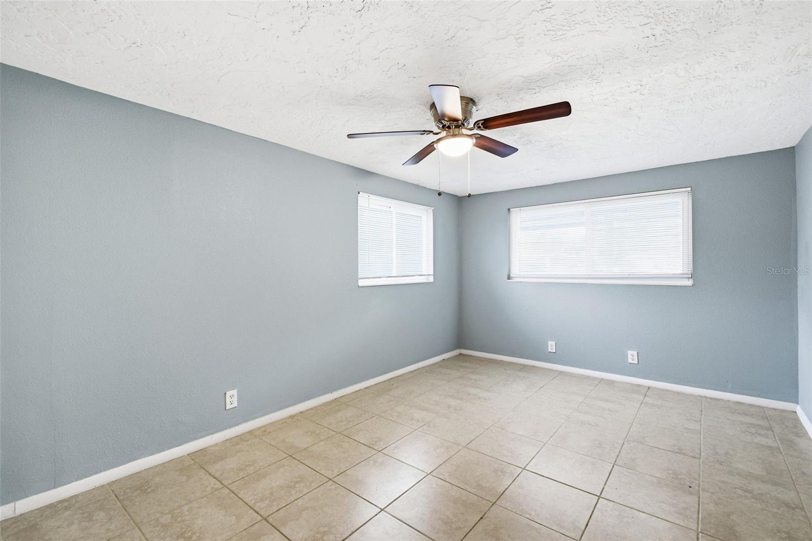 5917 OLIVE AVE, SARASOTA, FL, 34231