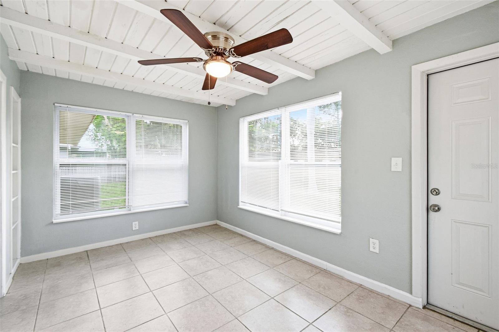 5917 OLIVE AVE, SARASOTA, FL, 34231