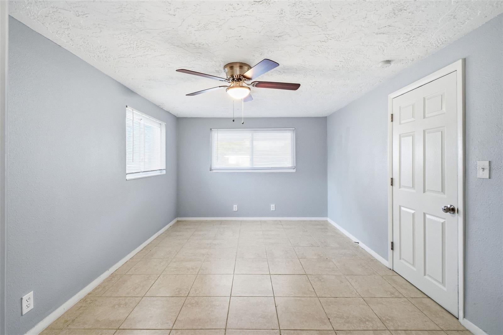 5917 OLIVE AVE, SARASOTA, FL, 34231
