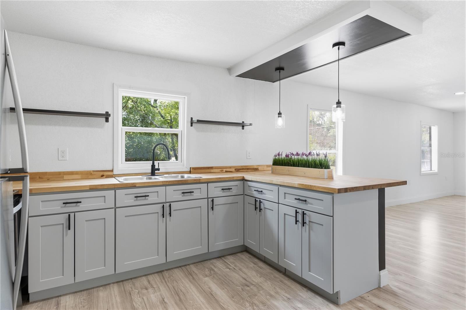 1104 E 8 TH ST, SANFORD, FL, 32771