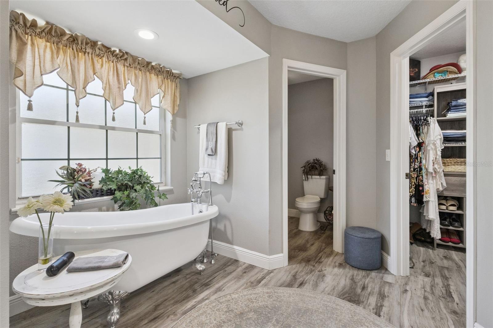 37911 FELKINS RD, LEESBURG, FL, 34788