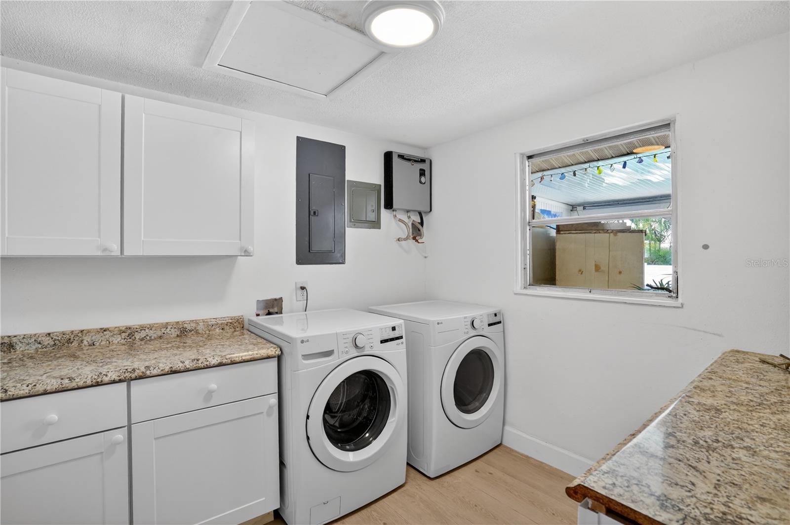 2403 VERMONT AVE E, BRADENTON, FL, 34208