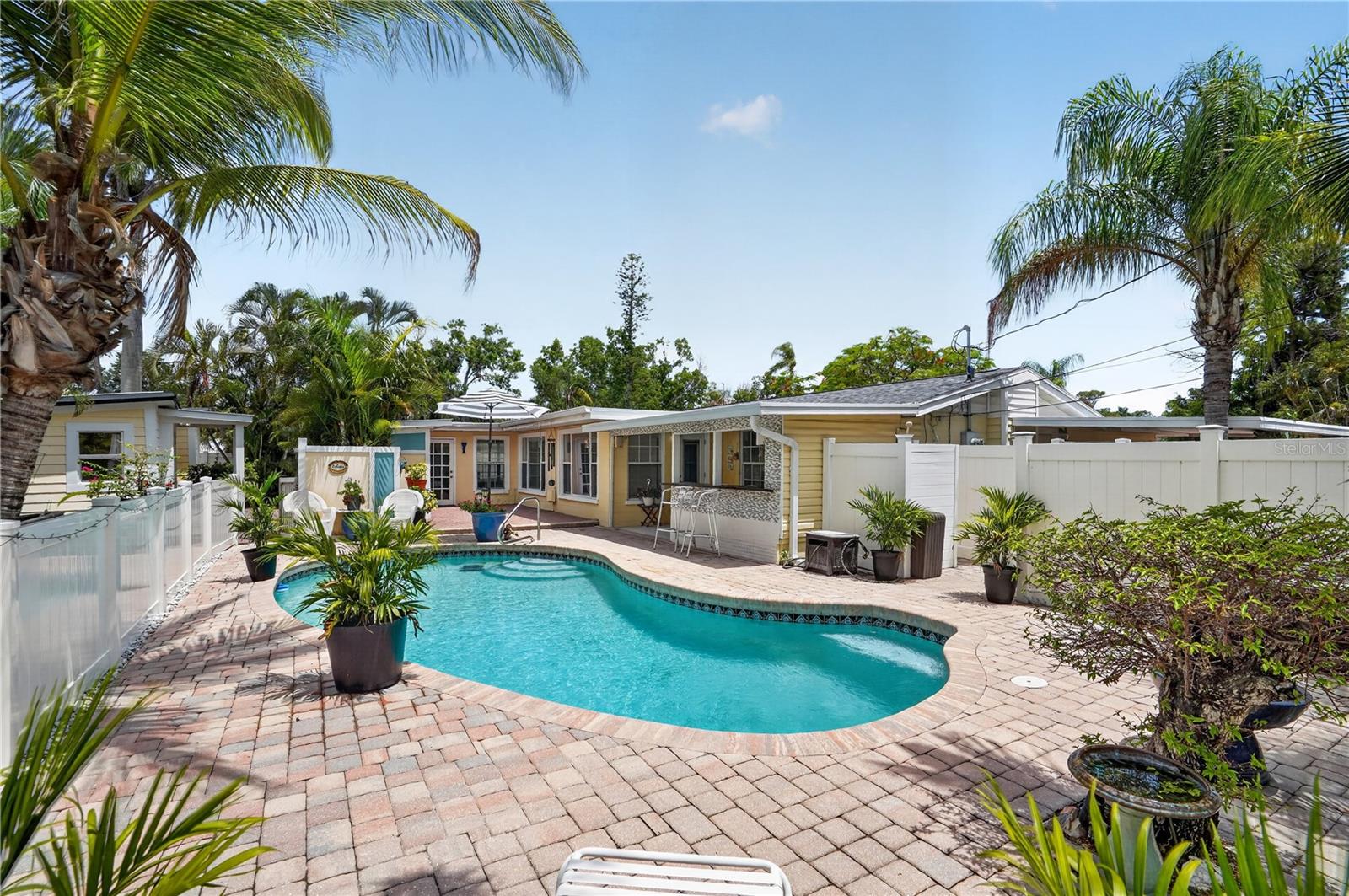 2403 VERMONT AVE E, BRADENTON, FL, 34208