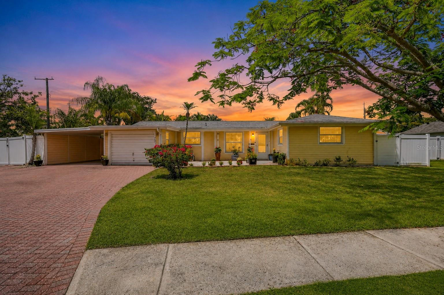 2403 VERMONT AVE E, BRADENTON, FL, 34208