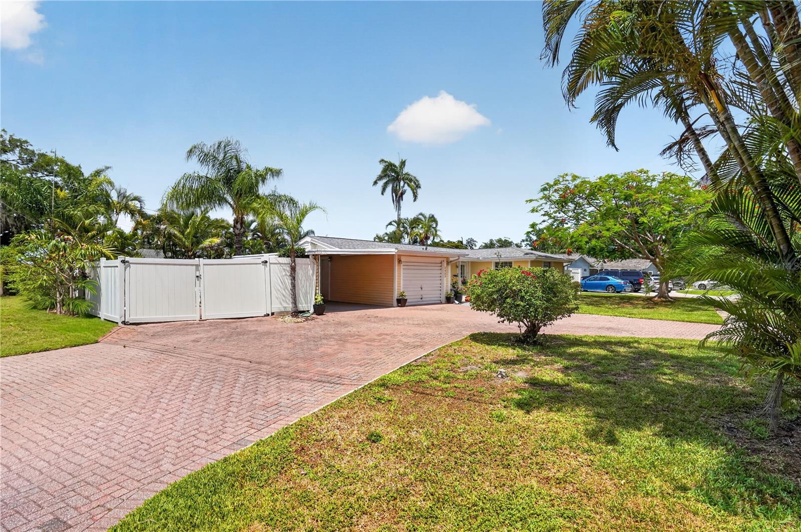 2403 VERMONT AVE E, BRADENTON, FL, 34208