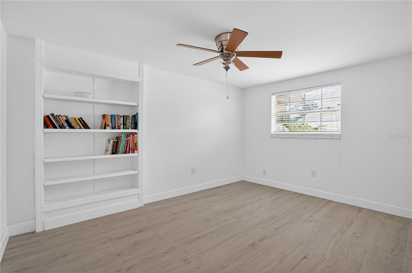2403 VERMONT AVE E, BRADENTON, FL, 34208