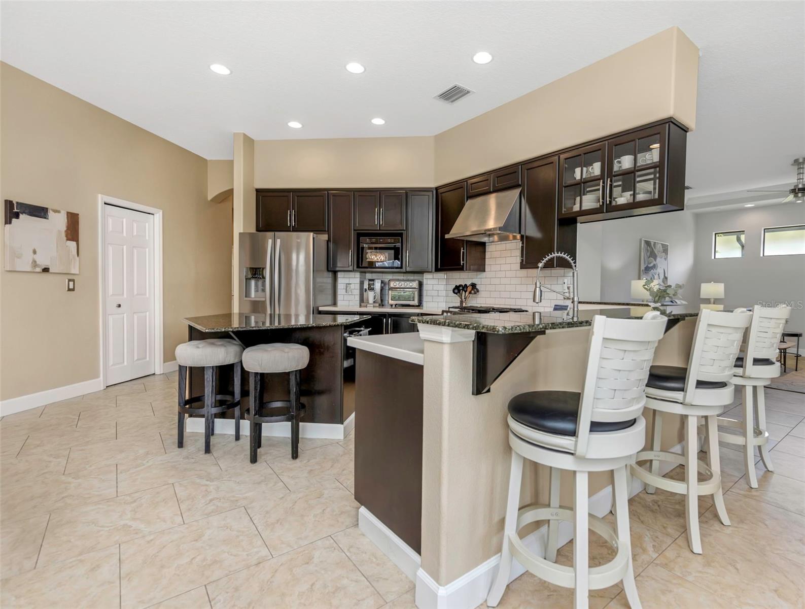 3675 JANUS WAY, PALM HARBOR, FL, 34685