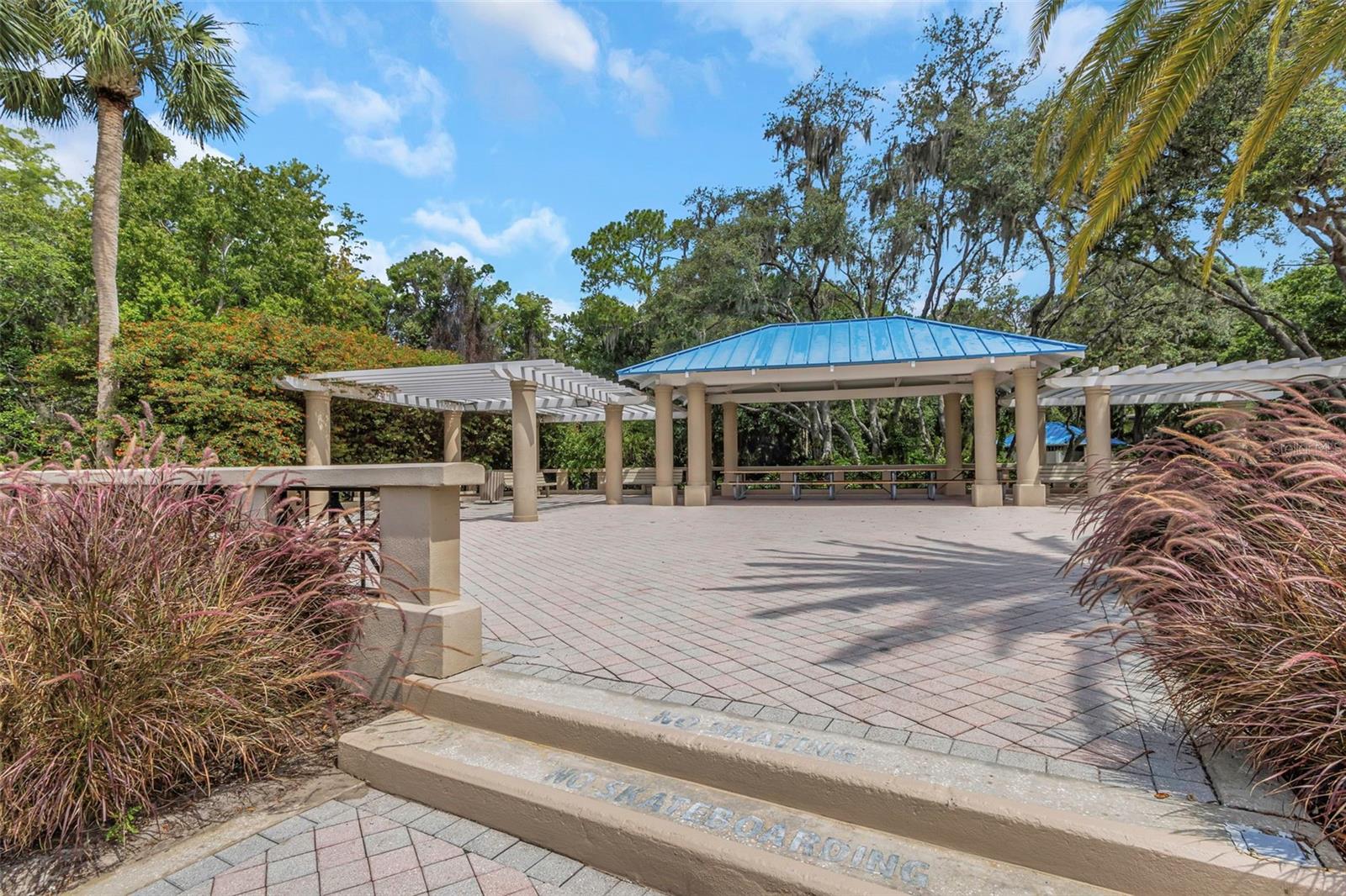3675 JANUS WAY, PALM HARBOR, FL, 34685