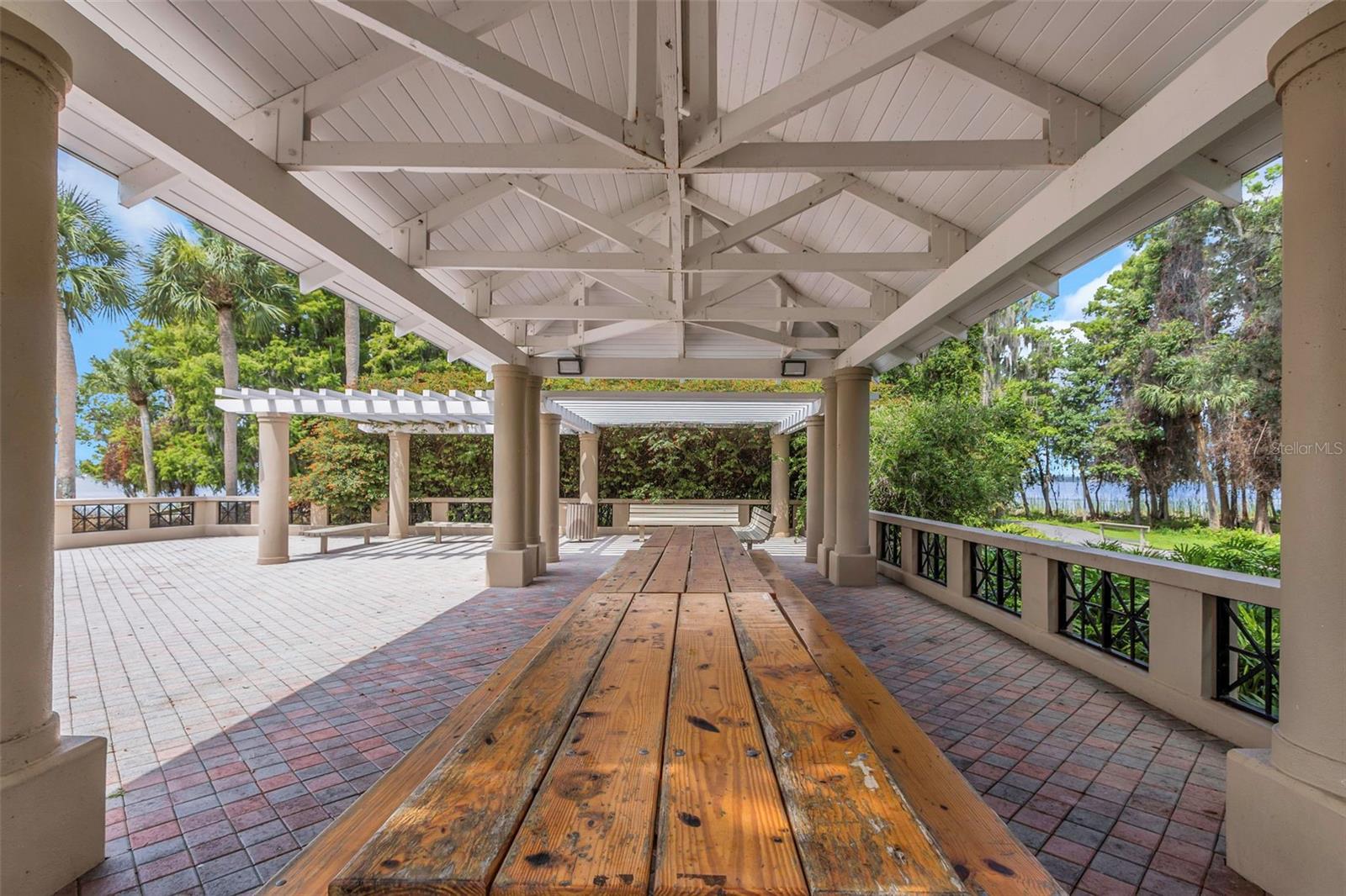 3675 JANUS WAY, PALM HARBOR, FL, 34685