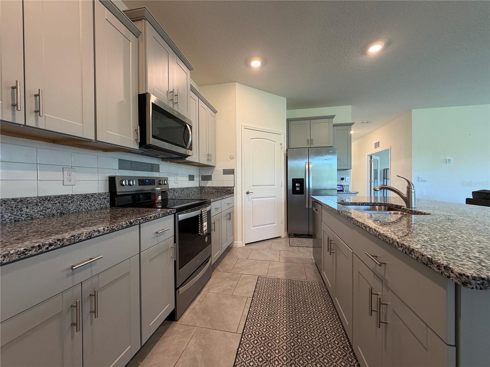 85 HUNTINGTON PL, ORMOND BEACH, FL, 32174