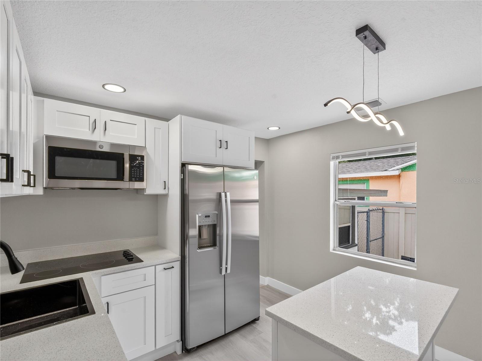 1900 25TH ST S, ST PETERSBURG, FL, 33712