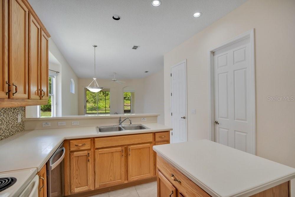 534 NEWHALL LN, DEBARY, FL, 32713