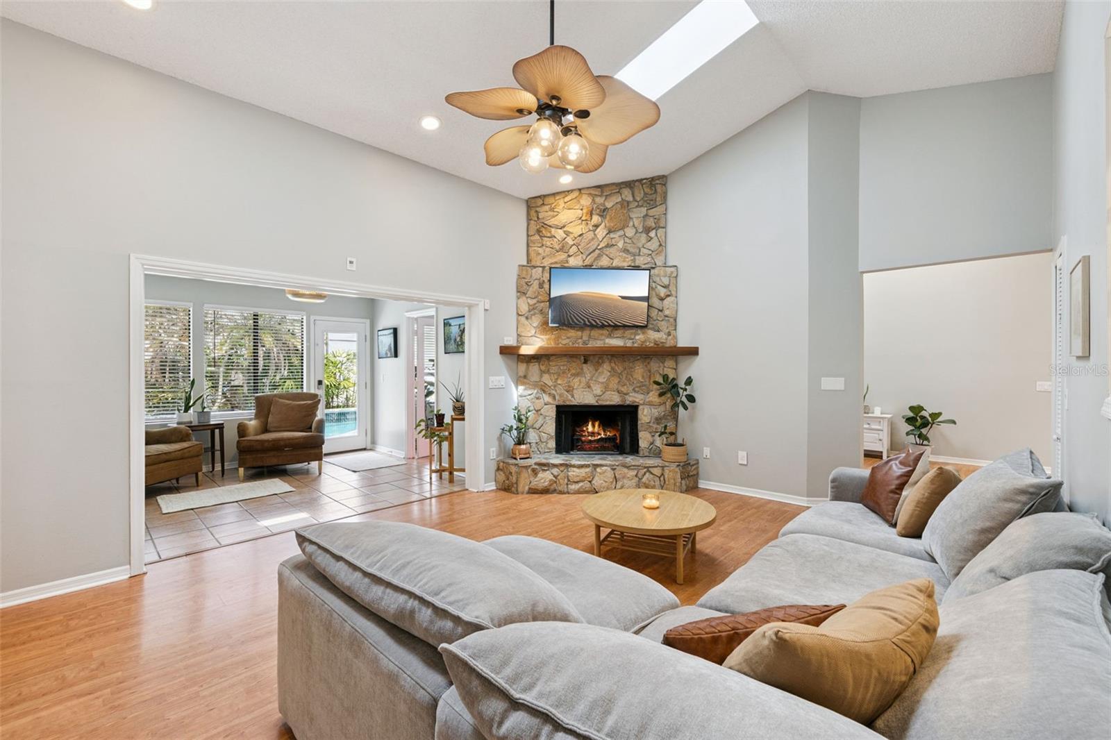 8617 AMBER OAK CT, ORLANDO, FL, 32817