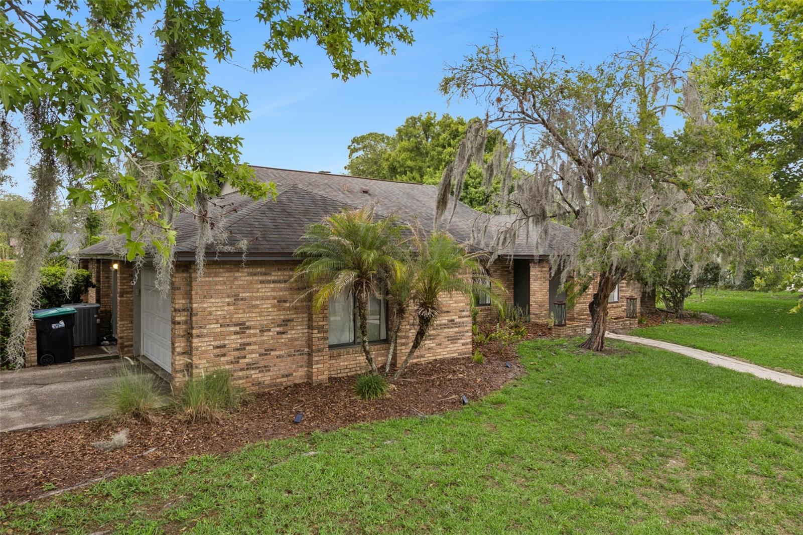 8617 AMBER OAK CT, ORLANDO, FL, 32817