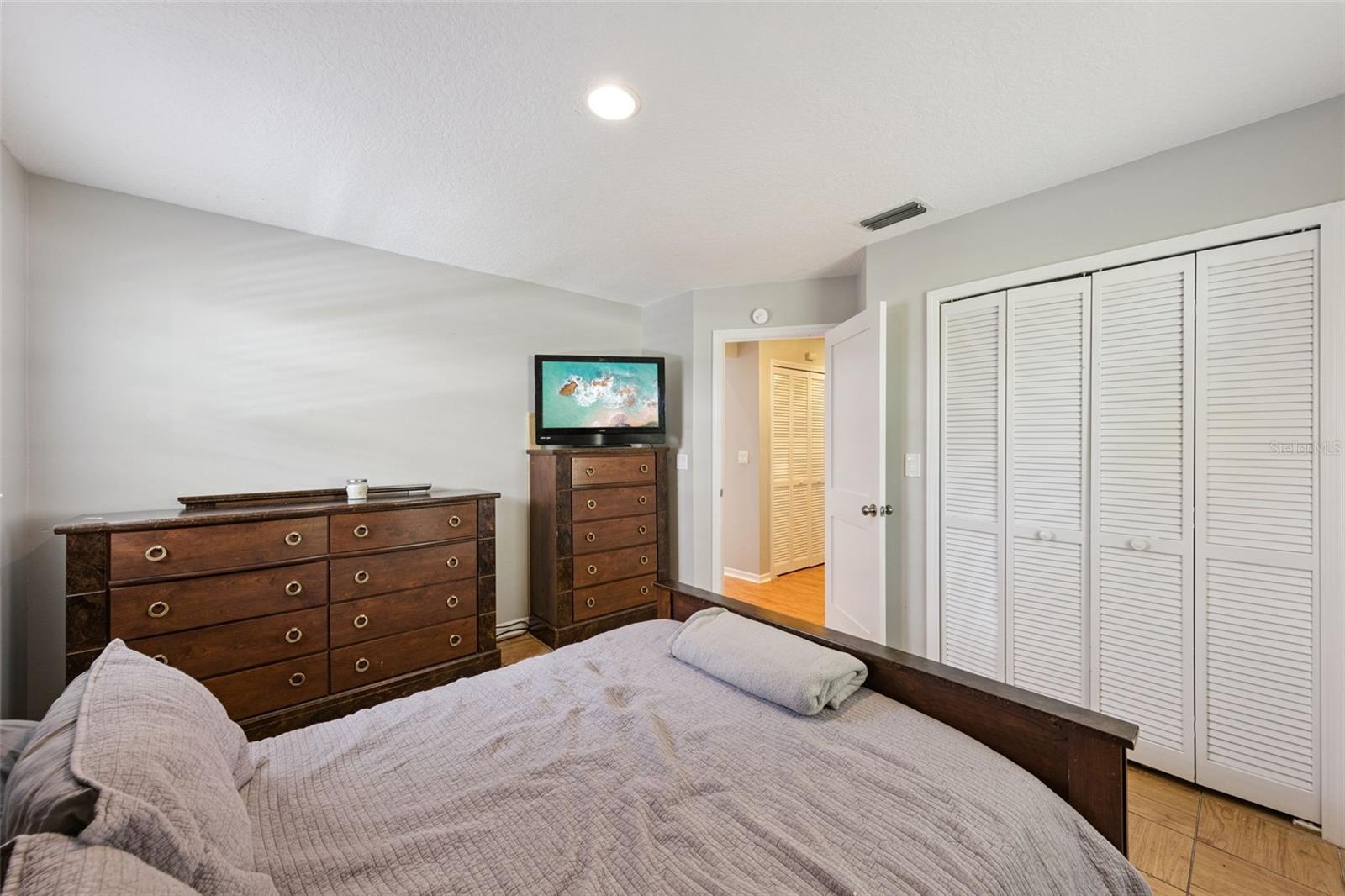 8617 AMBER OAK CT, ORLANDO, FL, 32817
