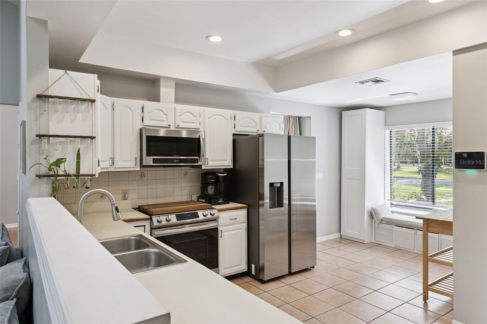 8617 AMBER OAK CT, ORLANDO, FL, 32817
