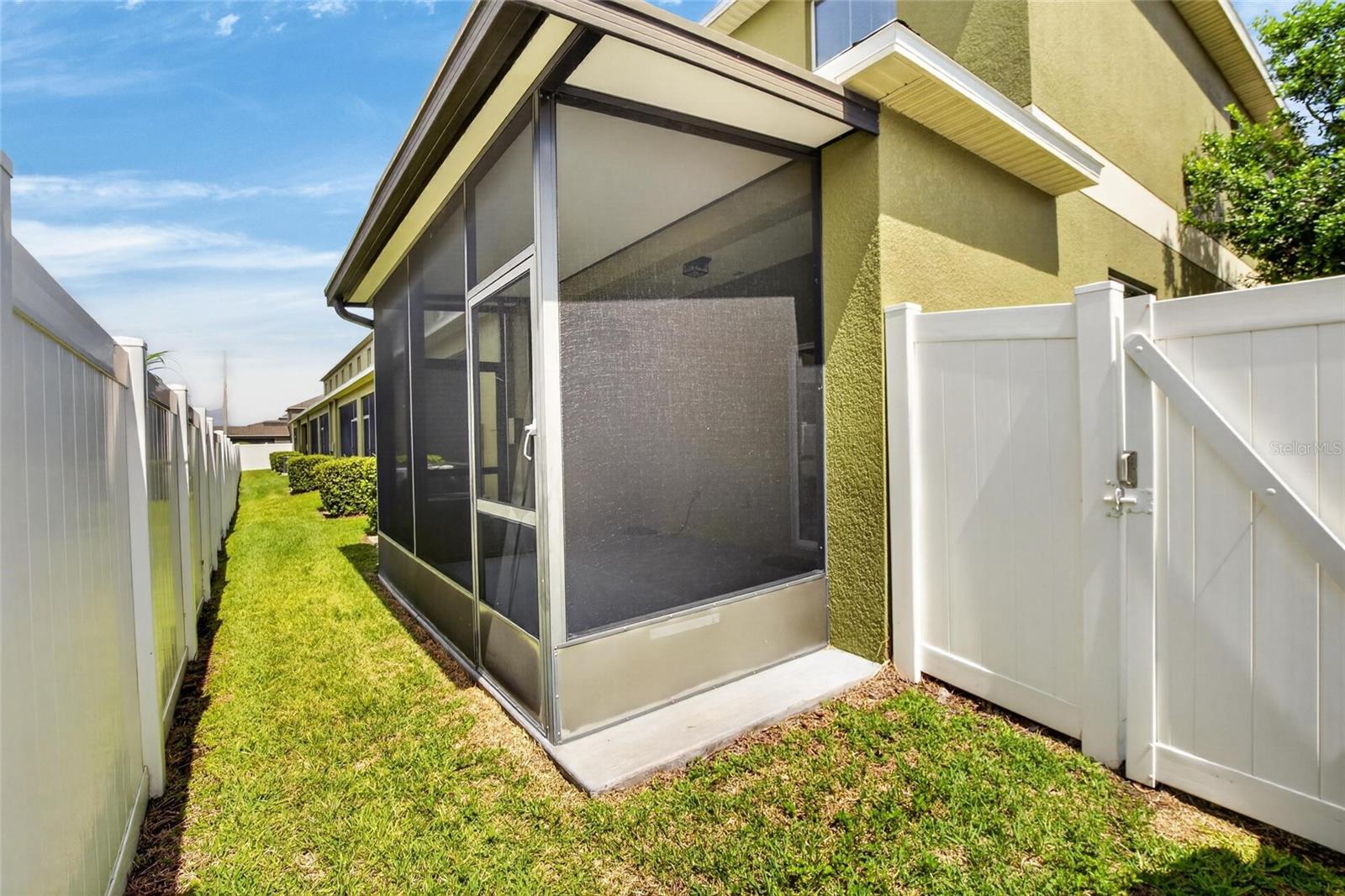 2612 LANTERN HILL AVE, BRANDON, FL, 33511