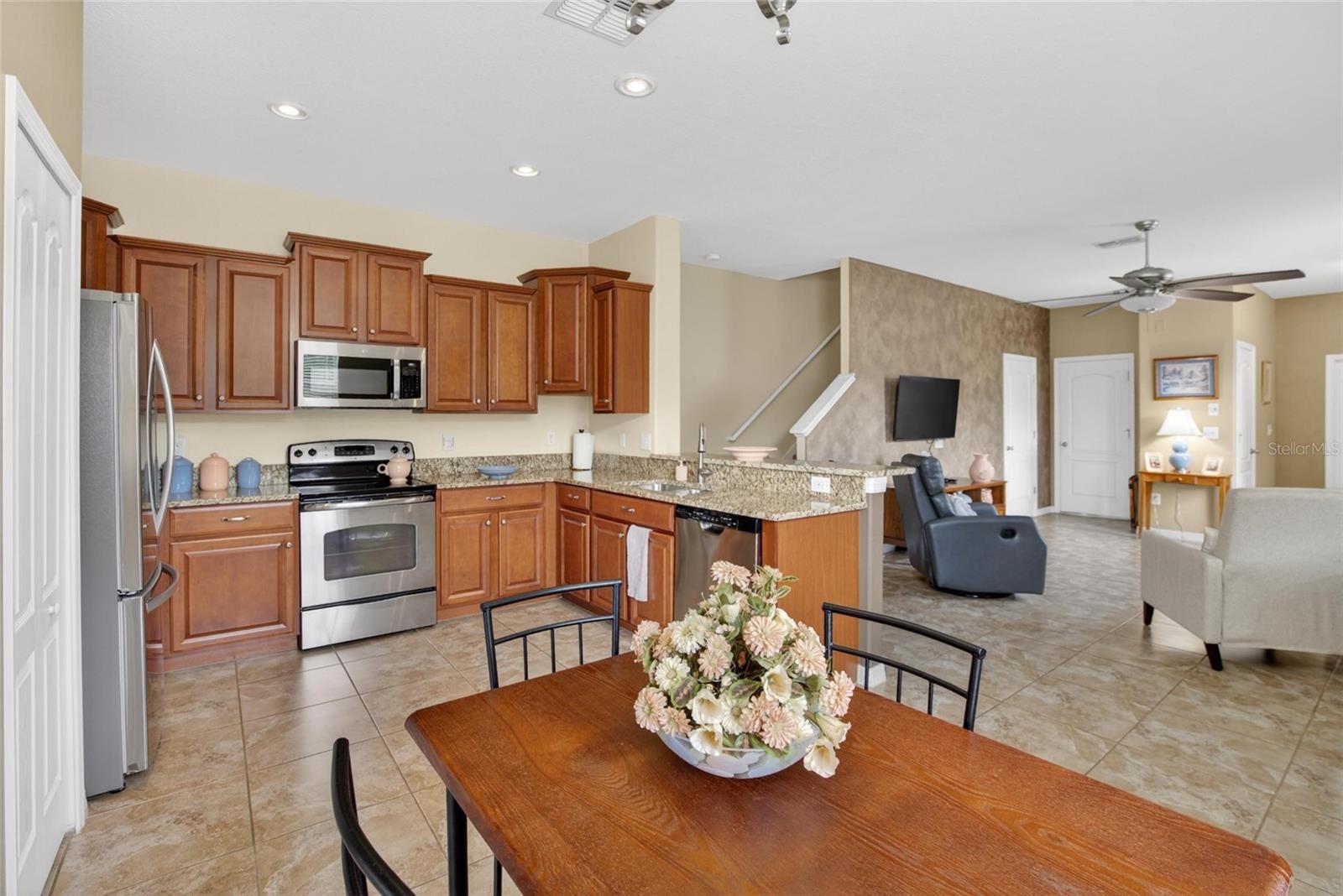 2612 LANTERN HILL AVE, BRANDON, FL, 33511