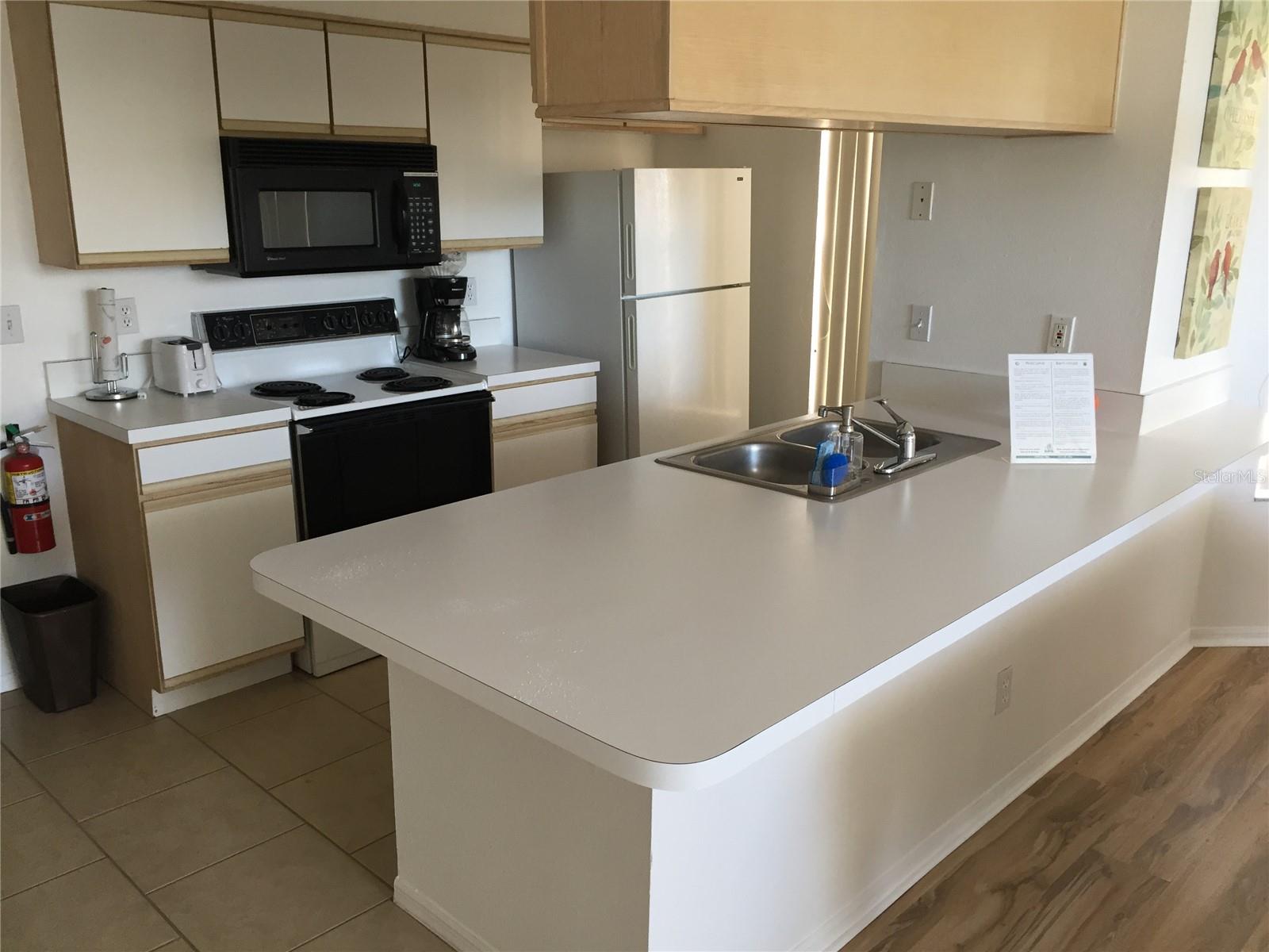 2480 SWEETWATER CLUB CIR #98, KISSIMMEE, FL, 34746