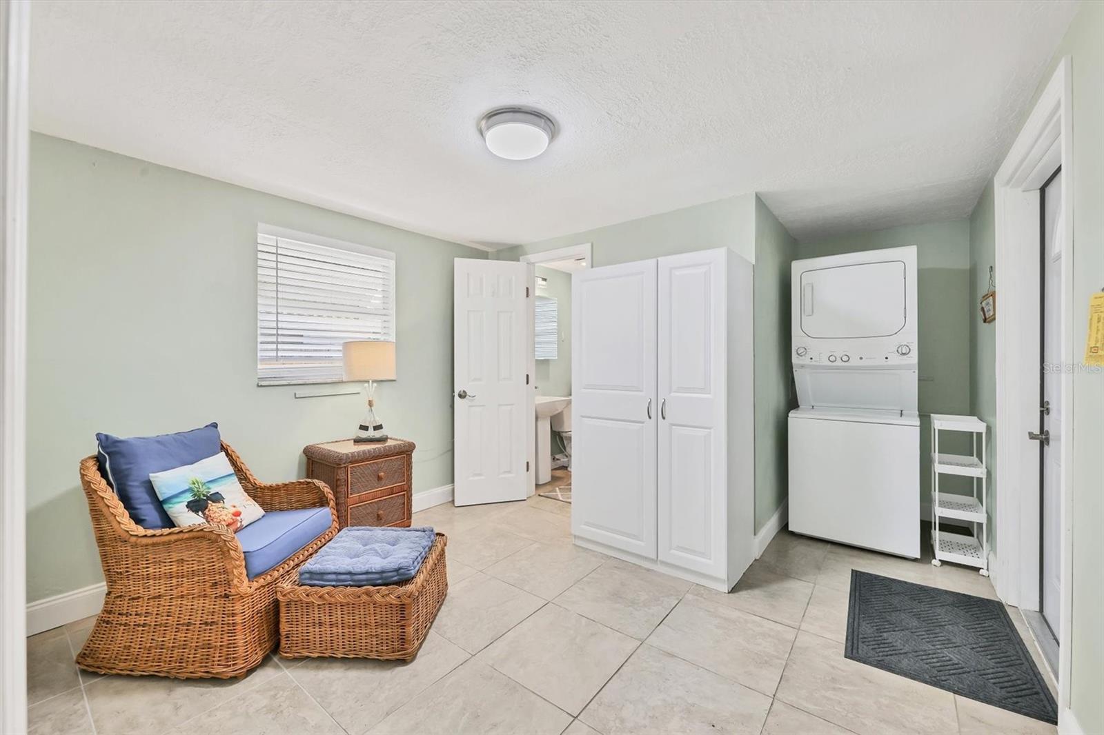 39 1ST AVE, ENGLEWOOD, FL, 34223